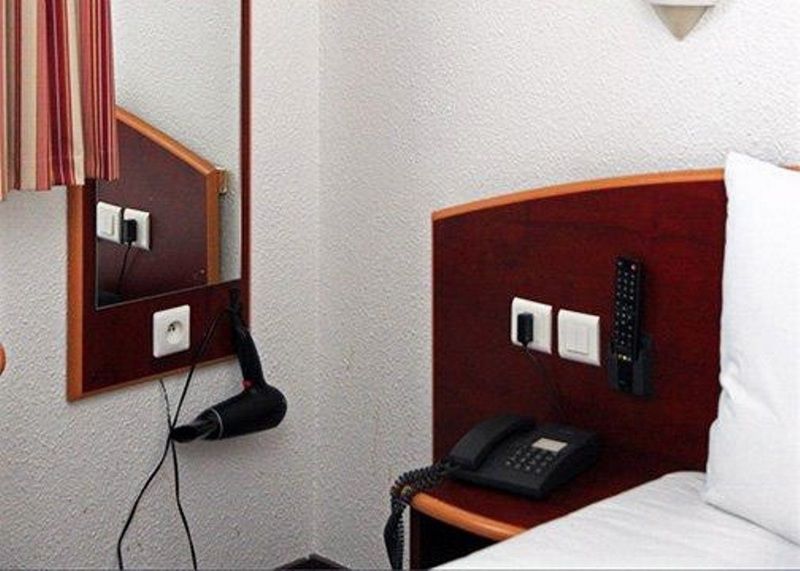 Comfort Hotel Grenoble Saint Egreve 外观 照片